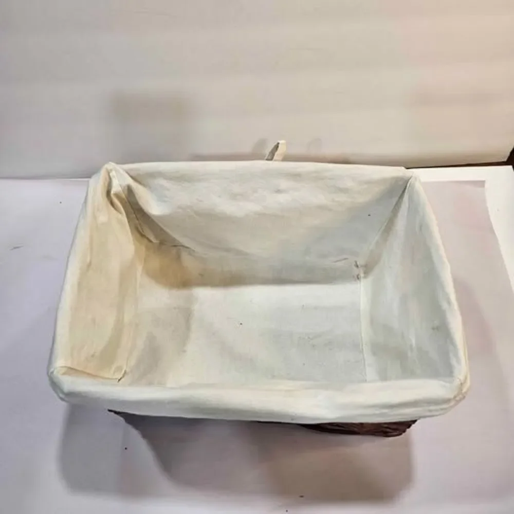 Unbranded charming set
